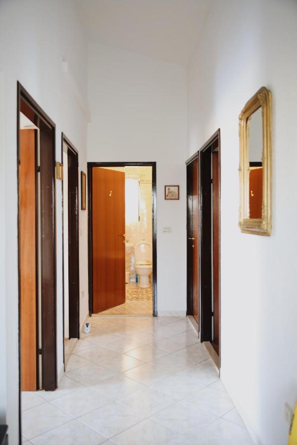 Apartment Blanka With A Beautiful View Of Трогир Екстериор снимка