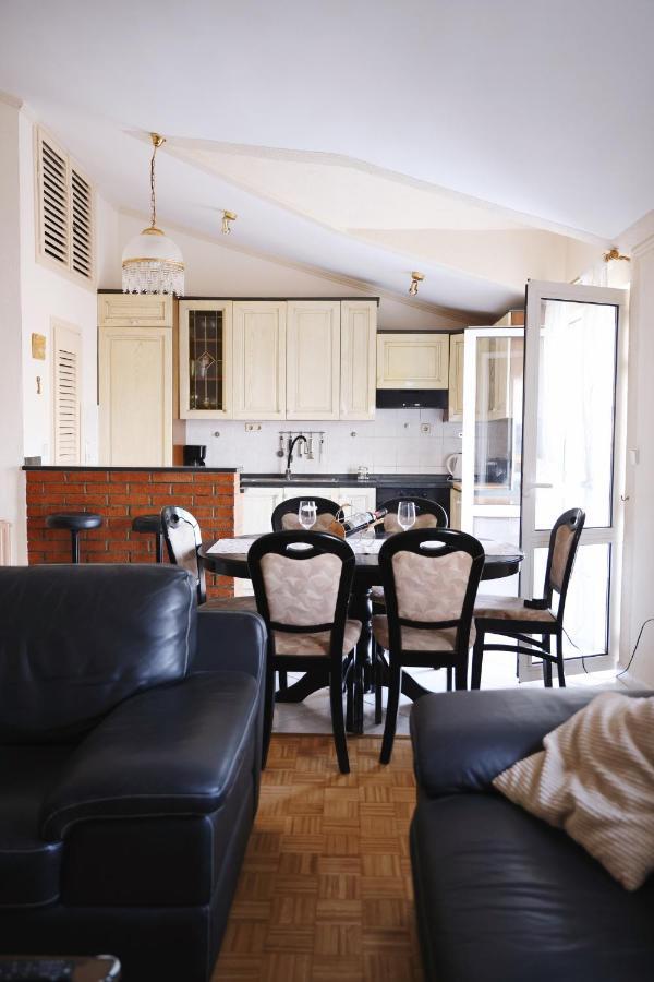 Apartment Blanka With A Beautiful View Of Трогир Екстериор снимка